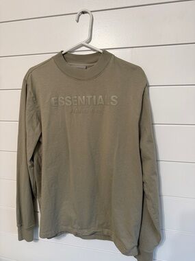 Fear of God ESSENTIALS Long Sleeve Logo Tee in Olive Green